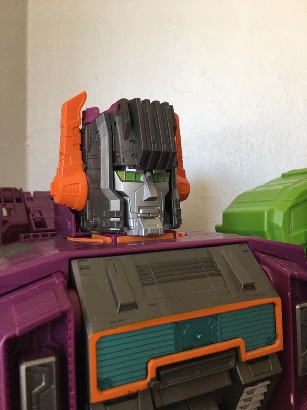 Image Of Titan Class Earthrise Scorponok And Lord Zarak  (12 of 32)